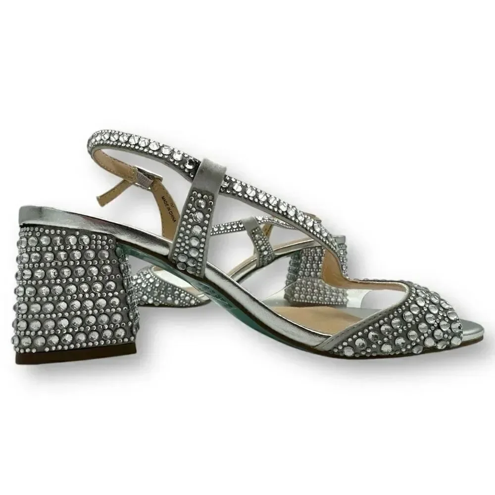 NWOT Betsey Johnson Womens SB Milah Heeled Slingback Sandals Silver Size 7M